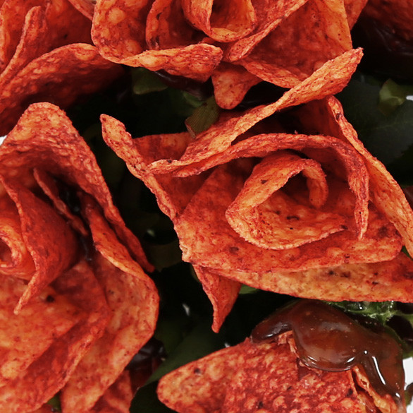 Roses-Ketchup-Saint-Valentin-Doritos-03
