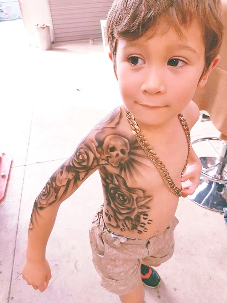 Benjamin-Lloyd-tattoos-on-children-4