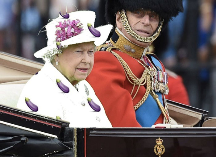 queen-elizabeth-green-screen-outfit-funny-photoshop-battle-1-575e9ad884c09__700